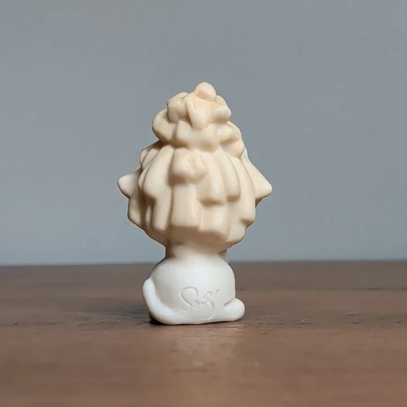 Tiny Dog Of Unknown Origin Precious Moments - Picture 5 of 6